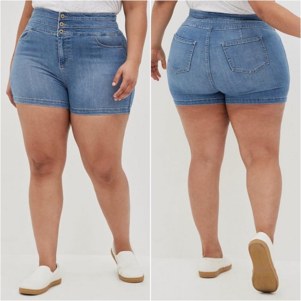 Torrid Triple Waist Midi Short-Premium Stretch Medium Wash Size 14